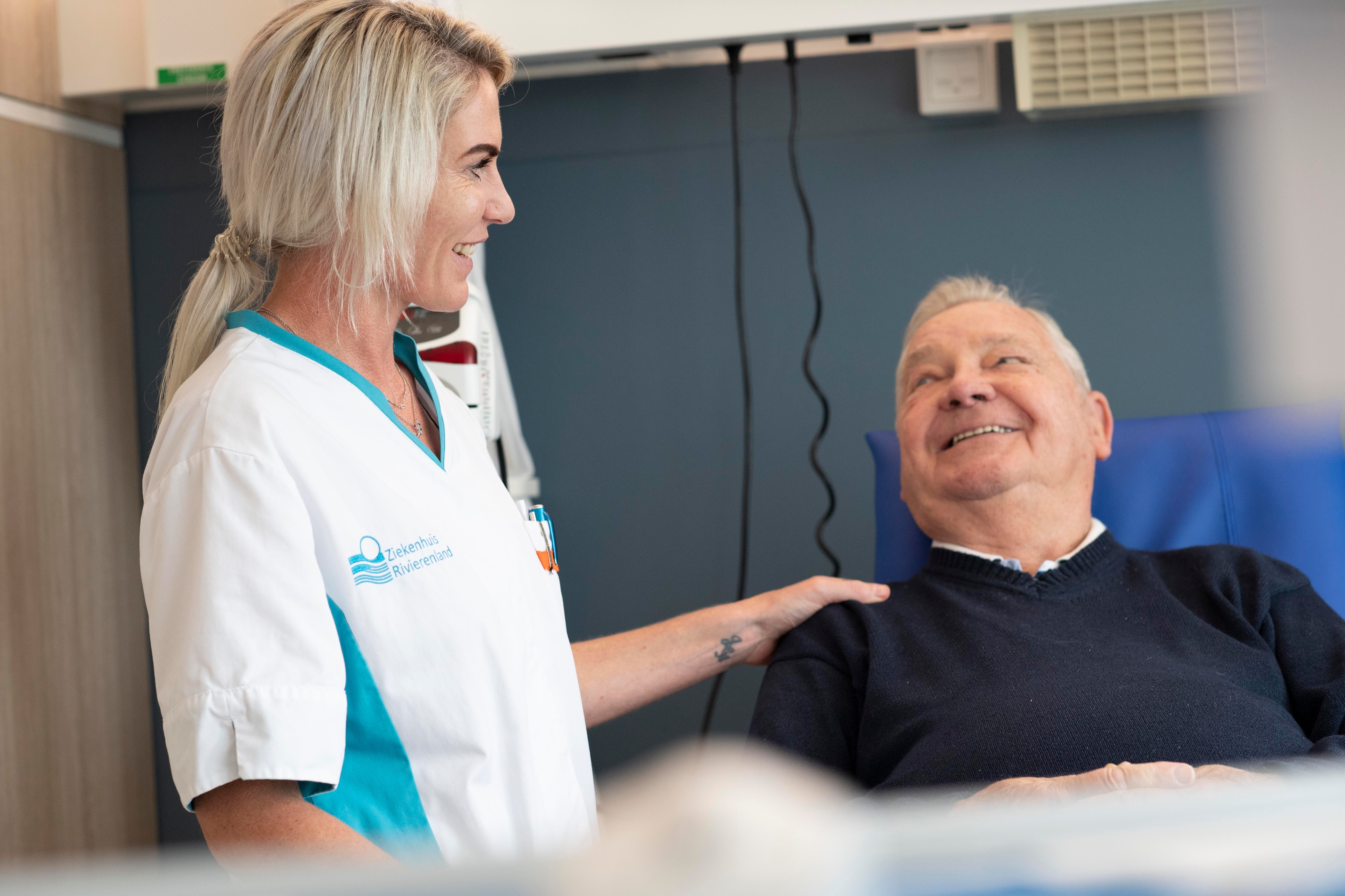 Verpleegkundige Met Patient